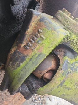 Deutz-fahr Dx4.57 Front Axle Hub Lhs Complete 04358295, 04354203, 04386748 - Front axle: picture 4 Deutz-fahr Dx4.57 Front Axle Hub Lhs Complete 04358295, 04354203, 04386748 - Front axle: picture 4