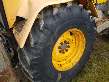 Wheel and tire package for Agricultural machinery Fermec 860 Rear Wheel Pair 18.4-26: picture 6