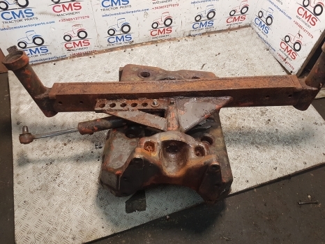Fiat 1180, 115-90, 140-90 Front Axle Support Assy 5106833, 5102491, 5102483 - Front axle for Farm tractor: picture 2 Fiat 1180, 115-90, 140-90 Front Axle Support Assy 5106833, 5102491, 5102483 - Front axle for Farm tractor: picture 2