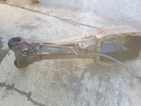Fiat 90, F Series F120, F140, F130, 140-90 Front Axle Housing 5136886, 5162611 - Front axle for Farm tractor: picture 4 Fiat 90, F Series F120, F140, F130, 140-90 Front Axle Housing 5136886, 5162611 - Front axle for Farm tractor: picture 4