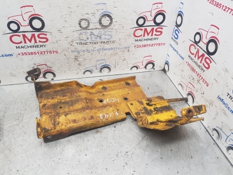 Ford 4000 Bulk Head Panel Bulk - Body and exterior for Farm tractor: picture 1 Ford 4000 Bulk Head Panel Bulk - Body and exterior for Farm tractor: picture 1