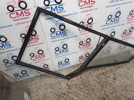 Ford 4110, 5610, 6410, 7410 Lp Cab Door Right 83931994, 83957672 - Door and parts for Farm tractor: picture 3 Ford 4110, 5610, 6410, 7410 Lp Cab Door Right 83931994, 83957672 - Door and parts for Farm tractor: picture 3