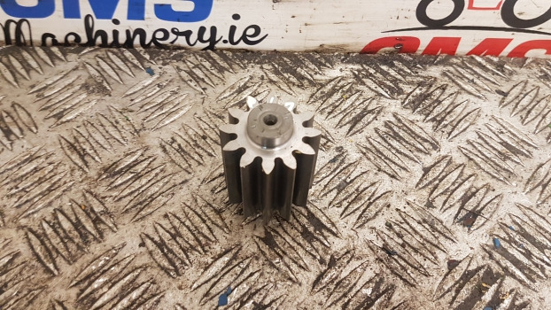Ford 5640, 6640, 7740, 7840, 8240, 8340 Hydraulic Pump Gear Z 12 - Hydraulic pump: picture 1 Ford 5640, 6640, 7740, 7840, 8240, 8340 Hydraulic Pump Gear Z 12 - Hydraulic pump: picture 1