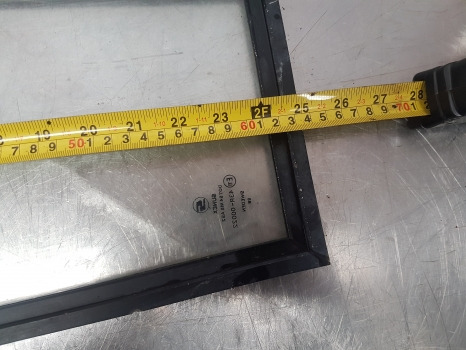 Ford 6610, 6710 Ap Cab Knee Glass Lhs 83931986, E2nn94000r69aa - Window and parts: picture 5 Ford 6610, 6710 Ap Cab Knee Glass Lhs 83931986, E2nn94000r69aa - Window and parts: picture 5