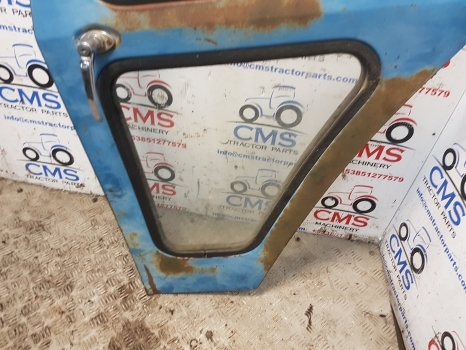 Ford 7710, 7910,tw10, Tw10 Q Cab Door Left Assembly D8nn9420125bc, D8nn9420125bb - Door and parts for Farm tractor: picture 3 Ford 7710, 7910,tw10, Tw10 Q Cab Door Left Assembly D8nn9420125bc, D8nn9420125bb - Door and parts for Farm tractor: picture 3