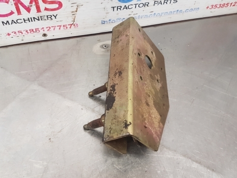 Ford 7840, 6640, 8360, 8160, Tm150 Wiper Motor Support 82024730, F0nn94031n75ab - Wiper for Farm tractor: picture 3 Ford 7840, 6640, 8360, 8160, Tm150 Wiper Motor Support 82024730, F0nn94031n75ab - Wiper for Farm tractor: picture 3