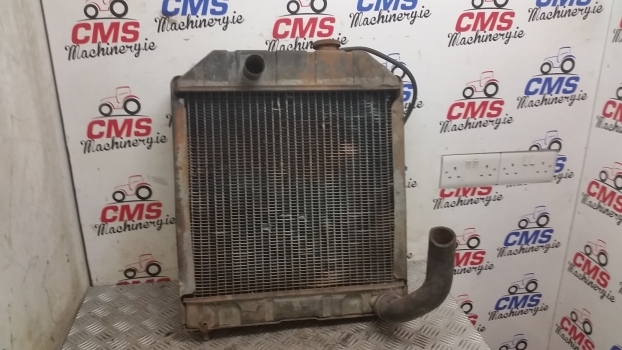 Ford Engine Water Cooling Radiator. Please See The Description. - Radiator for Farm tractor: picture 1 Ford Engine Water Cooling Radiator. Please See The Description. - Radiator for Farm tractor: picture 1
