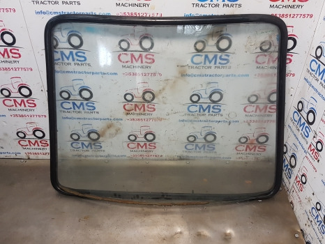 Ford Tw, 10 Series, Q Cab, Super Q Cab Font Windscreen With Seal 84256444 - Window and parts: picture 1 Ford Tw, 10 Series, Q Cab, Super Q Cab Font Windscreen With Seal 84256444 - Window and parts: picture 1