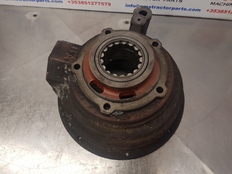 Ford Tw 20 Transmission Housing D8nn7n477ca, D2nn7n477d, 83919106, D8nn7n477da - Gearbox for Farm tractor: picture 4 Ford Tw 20 Transmission Housing D8nn7n477ca, D2nn7n477d, 83919106, D8nn7n477da - Gearbox for Farm tractor: picture 4