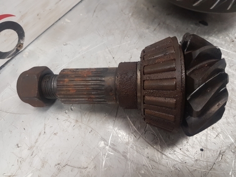 John Deere 6300, 6400 Zf Apl2025 Front Bevel Gear Differential Al79791, L100149 - Differential gear for Farm tractor: picture 4 John Deere 6300, 6400 Zf Apl2025 Front Bevel Gear Differential Al79791, L100149 - Differential gear for Farm tractor: picture 4
