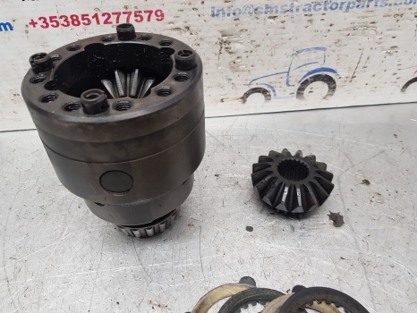 John Deere 6300, 6400 Zf Apl2035 Front Axle Differential L100149, 4131302074 - Differential gear for Farm tractor: picture 3 John Deere 6300, 6400 Zf Apl2035 Front Axle Differential L100149, 4131302074 - Differential gear for Farm tractor: picture 3