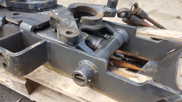 Quick coupler for Farm tractor Landini Mythos Tdi 115 Pick Up Hitch, May FitModels: picture 9