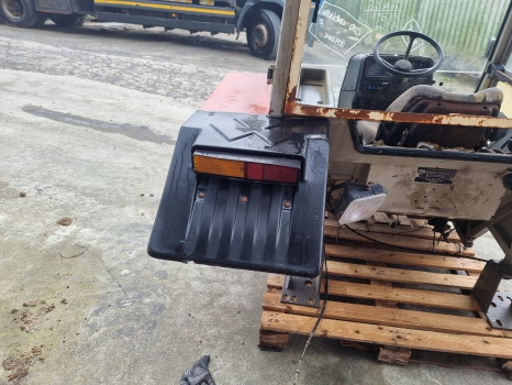 Cab Massey Ferguson 399, 375, 390, 398, 365 4wd Hi Line Complete Cab 3477585m91: picture 8