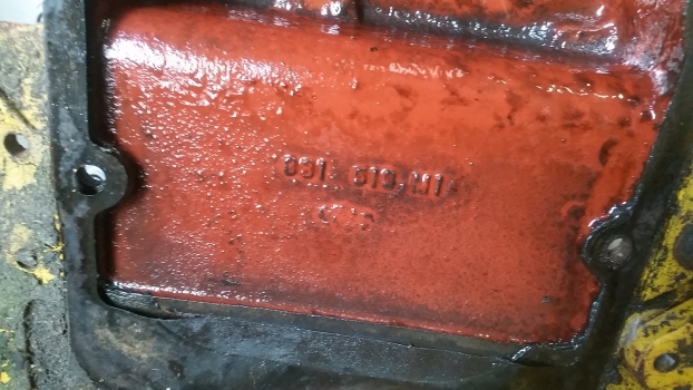 Massey Ferguson 50 B Transmission Control Shift Cover Plate Assembly 881510m1 - Transmission for Backhoe loader: picture 5 Massey Ferguson 50 B Transmission Control Shift Cover Plate Assembly 881510m1 - Transmission for Backhoe loader: picture 5