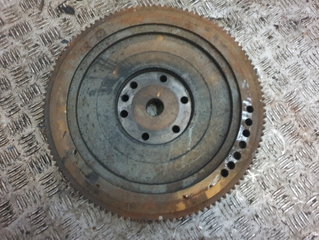 Massey Ferguson 50b Engine Flywheel 31215680 - Flywheel: picture 4 Massey Ferguson 50b Engine Flywheel 31215680 - Flywheel: picture 4