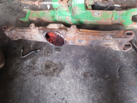 Massey Ferguson 6180 Front Axle Housing Casting 3429980r2, 3429979m91, Ag125 - Front axle for Farm tractor: picture 1 Massey Ferguson 6180 Front Axle Housing Casting 3429980r2, 3429979m91, Ag125 - Front axle for Farm tractor: picture 1