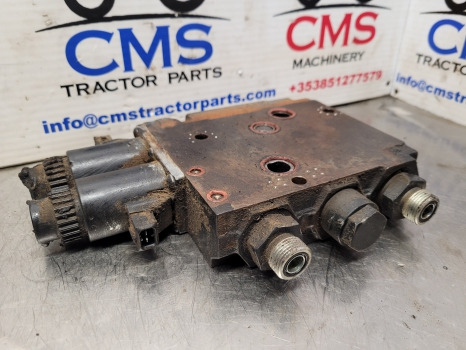 New Holland Case Tsa, T6000, T6, T5 Maxxum Lift Draft Control Valve 84175671 - Hydraulics: picture 3 New Holland Case Tsa, T6000, T6, T5 Maxxum Lift Draft Control Valve 84175671 - Hydraulics: picture 3