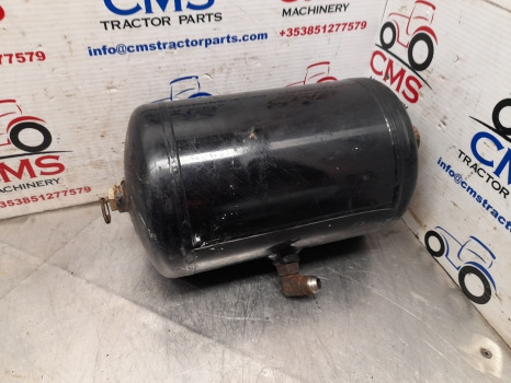 New Holland Claas Wabco Air Reservoir, Receiver 9504109020, 82020479, 0011210040 - Brake parts for Agricultural machinery: picture 1 New Holland Claas Wabco Air Reservoir, Receiver 9504109020, 82020479, 0011210040 - Brake parts for Agricultural machinery: picture 1