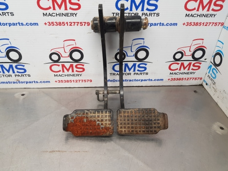 New Holland Fiat 6635, 35, Tl, L, 60, M Series Brake Pedals Complete 82001585 - Brake parts for Agricultural machinery: picture 2 New Holland Fiat 6635, 35, Tl, L, 60, M Series Brake Pedals Complete 82001585 - Brake parts for Agricultural machinery: picture 2