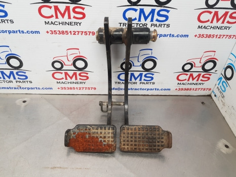New Holland Fiat 6635, 35, Tl, L, 60, M Series Brake Pedals Complete 82001585 - Brake parts for Agricultural machinery: picture 1 New Holland Fiat 6635, 35, Tl, L, 60, M Series Brake Pedals Complete 82001585 - Brake parts for Agricultural machinery: picture 1
