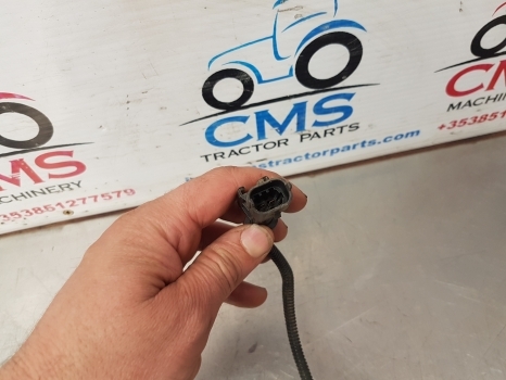 New Holland T5.95 Temperature Sender Sensor 47478894 - Sensor for Farm tractor: picture 3 New Holland T5.95 Temperature Sender Sensor 47478894 - Sensor for Farm tractor: picture 3
