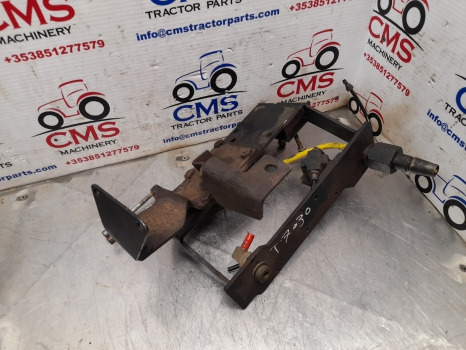 New Holland T7030 Case T6000, Puma Valves Bracket Support 84145741, 84145738 - Brake parts for Agricultural machinery: picture 5 New Holland T7030 Case T6000, Puma Valves Bracket Support 84145741, 84145738 - Brake parts for Agricultural machinery: picture 5