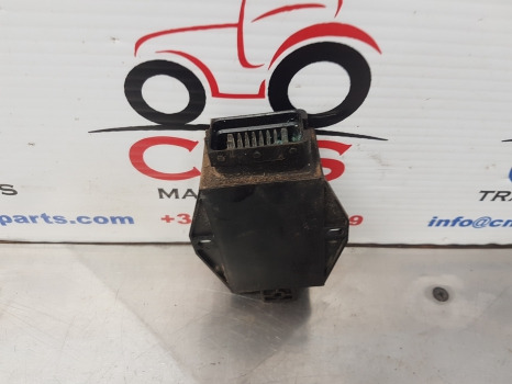 New Holland T7040, T7000, Tsa, Mxm, Mxu, Maxxum, Flasher Unit 87373529 - Electrical system for Agricultural machinery: picture 5 New Holland T7040, T7000, Tsa, Mxm, Mxu, Maxxum, Flasher Unit 87373529 - Electrical system for Agricultural machinery: picture 5
