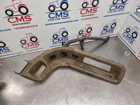 New Holland Ts115, Tm115, Tm125, Ts90 Air Conditioning Panel 82011639, 82034494 - Cab and interior: picture 2 New Holland Ts115, Tm115, Tm125, Ts90 Air Conditioning Panel 82011639, 82034494 - Cab and interior: picture 2