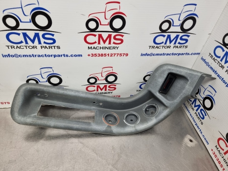 New Holland Ts115, Tm115, Tm125, Ts90 Air Conditioning Panel 82011639, 82034494 - Cab and interior: picture 1 New Holland Ts115, Tm115, Tm125, Ts90 Air Conditioning Panel 82011639, 82034494 - Cab and interior: picture 1