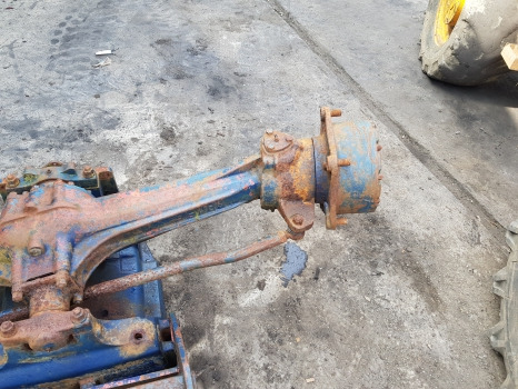 Same Panther 90 Front Axle Hub Lhs, Beam, Differential 0.169.4331.0/20 - Front axle for Agricultural machinery: picture 5 Same Panther 90 Front Axle Hub Lhs, Beam, Differential 0.169.4331.0/20 - Front axle for Agricultural machinery: picture 5