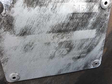 Spare parts for Skid steer loader Bobcat 645 Engine, Transmission, Motor, Pump Hydraulic Nut Dismantling: picture 9