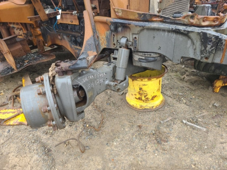 Valtra T174ea Front Axle Bevel Gear V37960100, 740.04.504.02 - Front axle for Agricultural machinery: picture 1 Valtra T174ea Front Axle Bevel Gear V37960100, 740.04.504.02 - Front axle for Agricultural machinery: picture 1