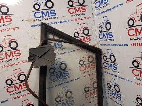 Zetor 8011 Cab Door Right, Check Pictures 00000 - Door and parts for Farm tractor: picture 5 Zetor 8011 Cab Door Right, Check Pictures 00000 - Door and parts for Farm tractor: picture 5