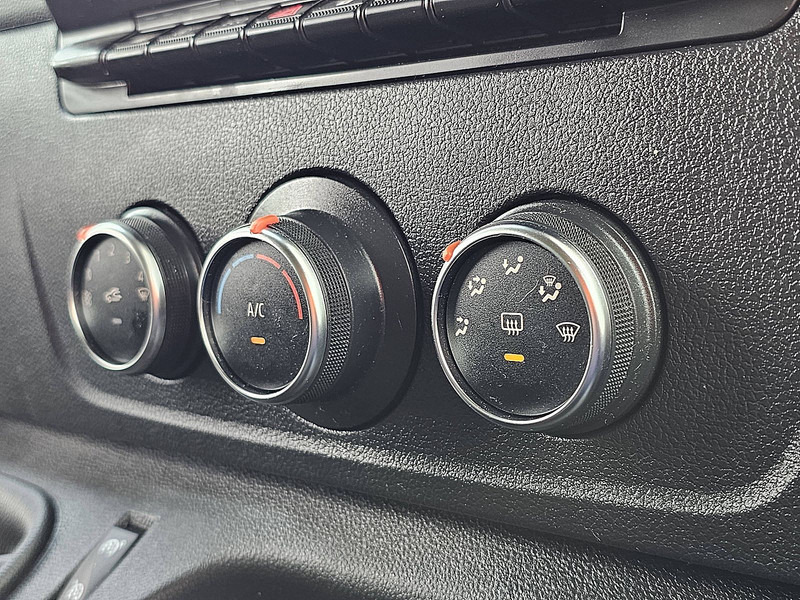 Box van Renault Master 2.3 Bakwagen Laadklep!: picture 9