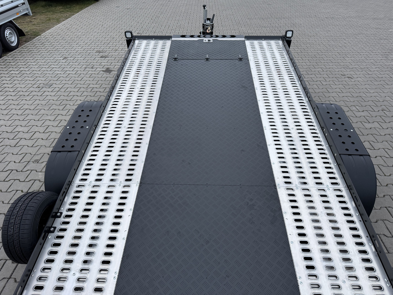 Leasing of Lorries PLAXX27-4520 – laweta aluminiowa 2,7T Lorries PLAXX27-4520 – laweta aluminiowa 2,7T: picture 25