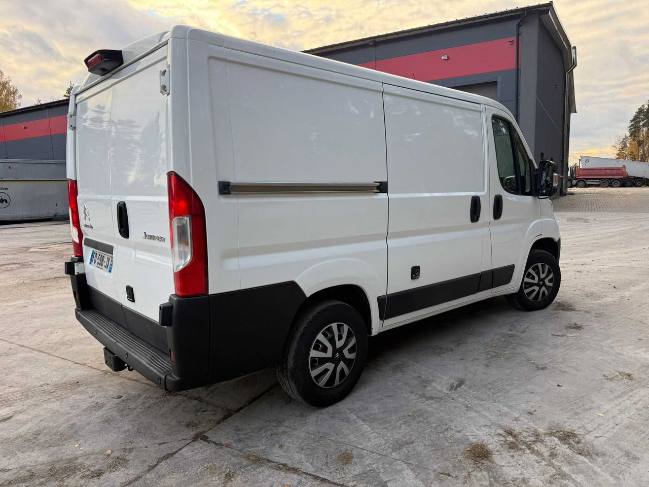 Citroën JUMPER L1H1, 2.0 HDi , klima , navi,kamera z Francji 122484 km - Panel van: picture 5 Citroën JUMPER L1H1, 2.0 HDi , klima , navi,kamera z Francji 122484 km - Panel van: picture 5