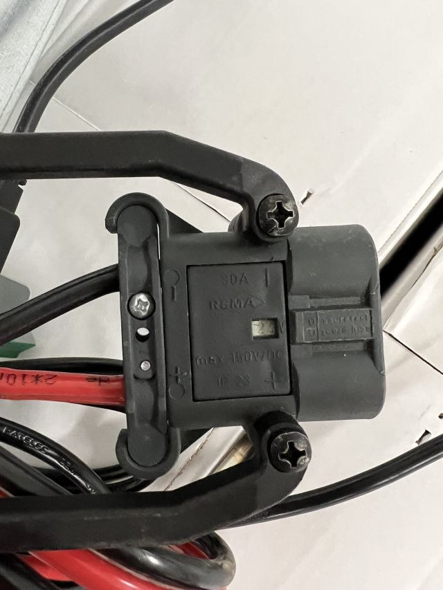 Hoppecke 8790202 | Trak mini 24V30A 230v Year 2016 sn. 45020829 80A Rema battery Trak mini 24V30A 230v Year 2016 sn. 45020829 80A Rema battery connector - Battery for Material handling equipment: picture 3 Hoppecke 8790202 | Trak mini 24V30A 230v Year 2016 sn. 45020829 80A Rema battery Trak mini 24V30A 230v Year 2016 sn. 45020829 80A Rema battery connector - Battery for Material handling equipment: picture 3