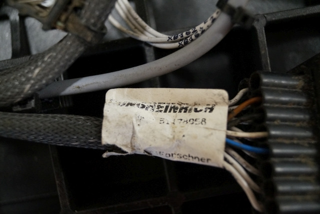 Jungheinrich 51189782 | Vloerplaat Floorplate ETV from Year 2011 Driving pedal 5 Vloerplaat Floorplate ETV from Year 2011 Driving pedal 51443197 Brake pedal 51198398 Kill switch 51188550 kabel 51178968 - Frame/ Chassis for Material handling equipment: picture 3 Jungheinrich 51189782 | Vloerplaat Floorplate ETV from Year 2011 Driving pedal 5 Vloerplaat Floorplate ETV from Year 2011 Driving pedal 51443197 Brake pedal 51198398 Kill switch 51188550 kabel 51178968 - Frame/ Chassis for Material handling equipment: picture 3