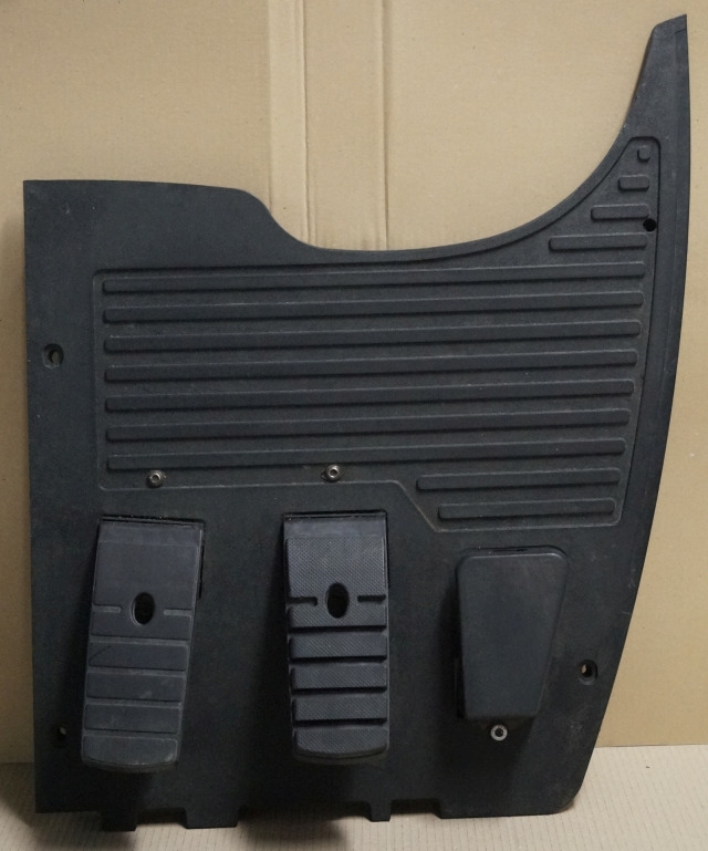 Jungheinrich 51189782 | Vloerplaat Floorplate ETV from Year 2011 Driving pedal 5 Vloerplaat Floorplate ETV from Year 2011 Driving pedal 51443197 Brake pedal 51198398 Kill switch 51188550 kabel 51178968 - Frame/ Chassis for Material handling equipment: picture 1 Jungheinrich 51189782 | Vloerplaat Floorplate ETV from Year 2011 Driving pedal 5 Vloerplaat Floorplate ETV from Year 2011 Driving pedal 51443197 Brake pedal 51198398 Kill switch 51188550 kabel 51178968 - Frame/ Chassis for Material handling equipment: picture 1