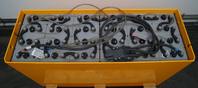 Jungheinrich unknown | Battery 48V775Ah 05-EPZS775SC Year 2024 weight 1135 kg sn  - Battery for Material handling equipment: picture 3 Jungheinrich unknown | Battery 48V775Ah 05-EPZS775SC Year 2024 weight 1135 kg sn  - Battery for Material handling equipment: picture 3