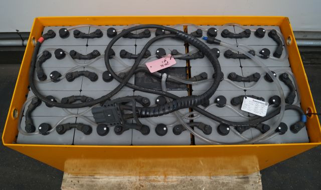 Jungheinrich unknown | Battery 48V775Ah 48 5PZS775 Year 2022 weight 1119 kg sn.  - Battery for Material handling equipment: picture 3 Jungheinrich unknown | Battery 48V775Ah 48 5PZS775 Year 2022 weight 1119 kg sn.  - Battery for Material handling equipment: picture 3