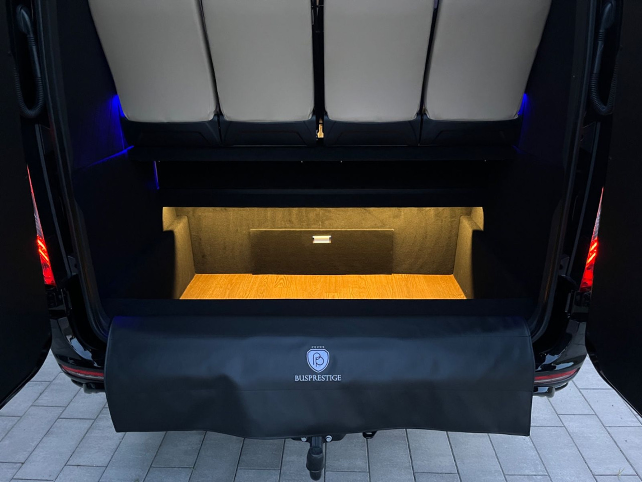 Leasing of Mercedes-Benz Sprinter 519 XL /19+1+1/Luxury Bus /Coming Soon! Mercedes-Benz Sprinter 519 XL /19+1+1/Luxury /Panorama Windows Mercedes-Benz Sprinter 519 XL /19+1+1/Luxury Bus /Coming Soon! Mercedes-Benz Sprinter 519 XL /19+1+1/Luxury /Panorama Windows: picture 7