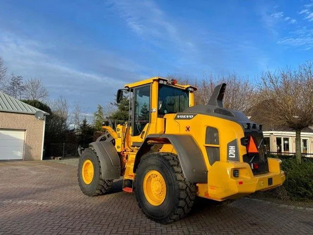 Volvo L70 H - Wheel loader: picture 2 Volvo L70 H - Wheel loader: picture 2