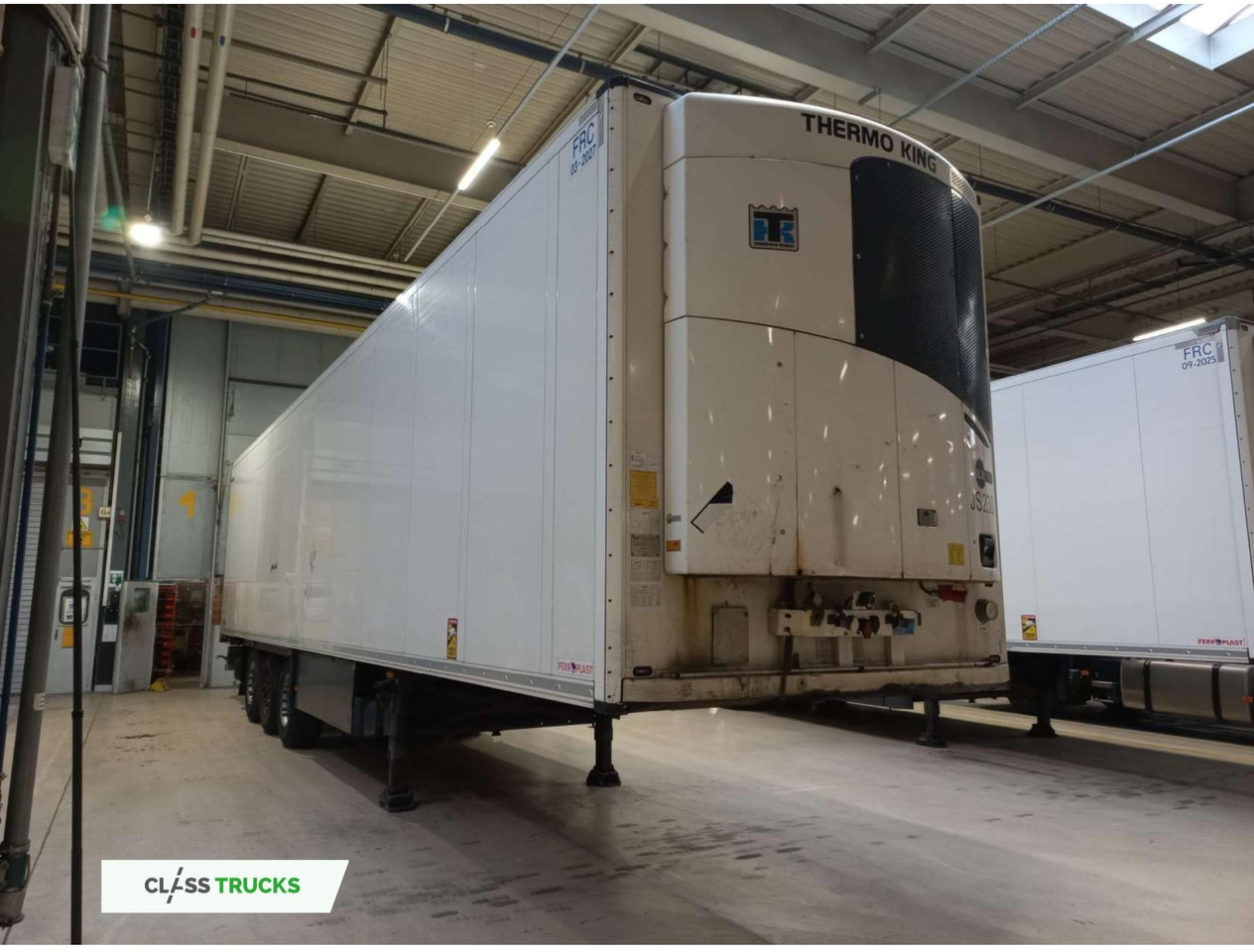 Schmitz Cargobull SKO Double Deck FP 45 ThermoKing SLXi 300 Lifting Axle - Refrigerator semi-trailer: picture 2 Schmitz Cargobull SKO Double Deck FP 45 ThermoKing SLXi 300 Lifting Axle - Refrigerator semi-trailer: picture 2