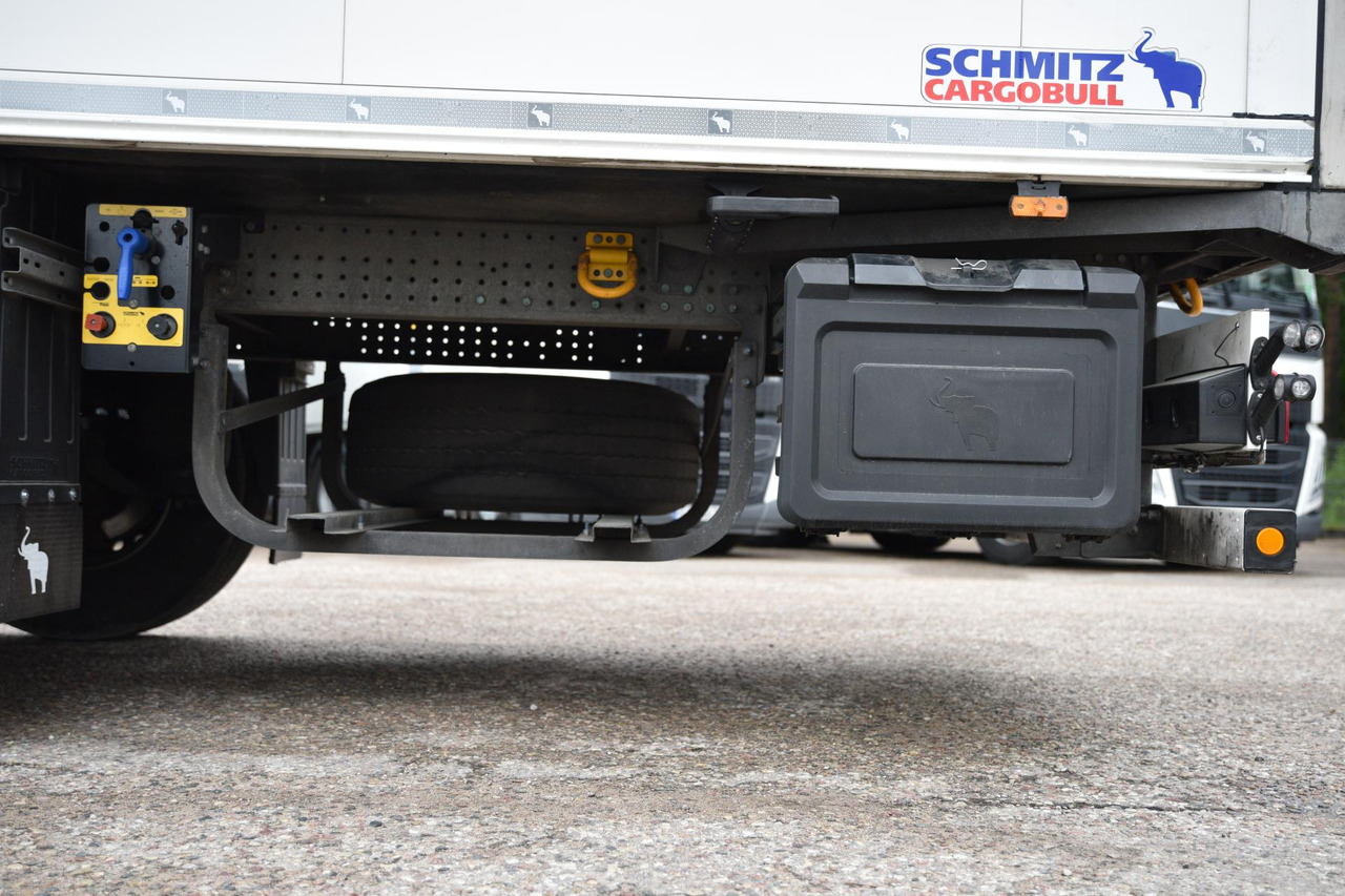 Refrigerator semi-trailer Schmitz Cargobull SKO FP 60 Carrier Vector 1550: picture 13