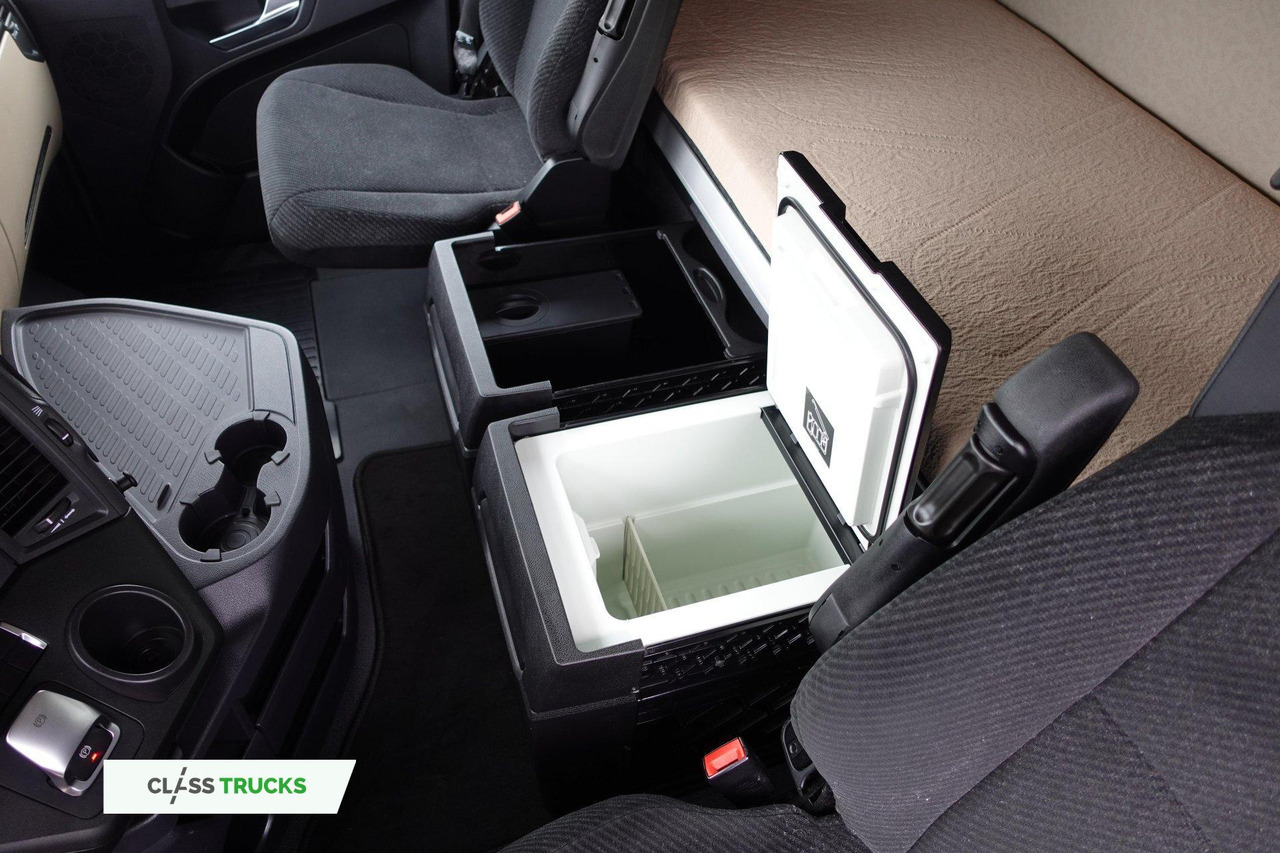 Tractor unit Mercedes-Benz Actros 5 1845 BigSpace: picture 26