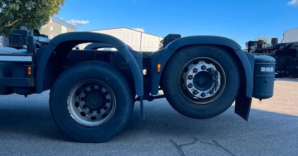 DAF XF 480 |Euro 6 | Automat | Retarder | Mobilna klimatyzacja | 6x2 | oś skrętna podnoszona | 193.000 km - Cab chassis truck: picture 5 DAF XF 480 |Euro 6 | Automat | Retarder | Mobilna klimatyzacja | 6x2 | oś skrętna podnoszona | 193.000 km - Cab chassis truck: picture 5