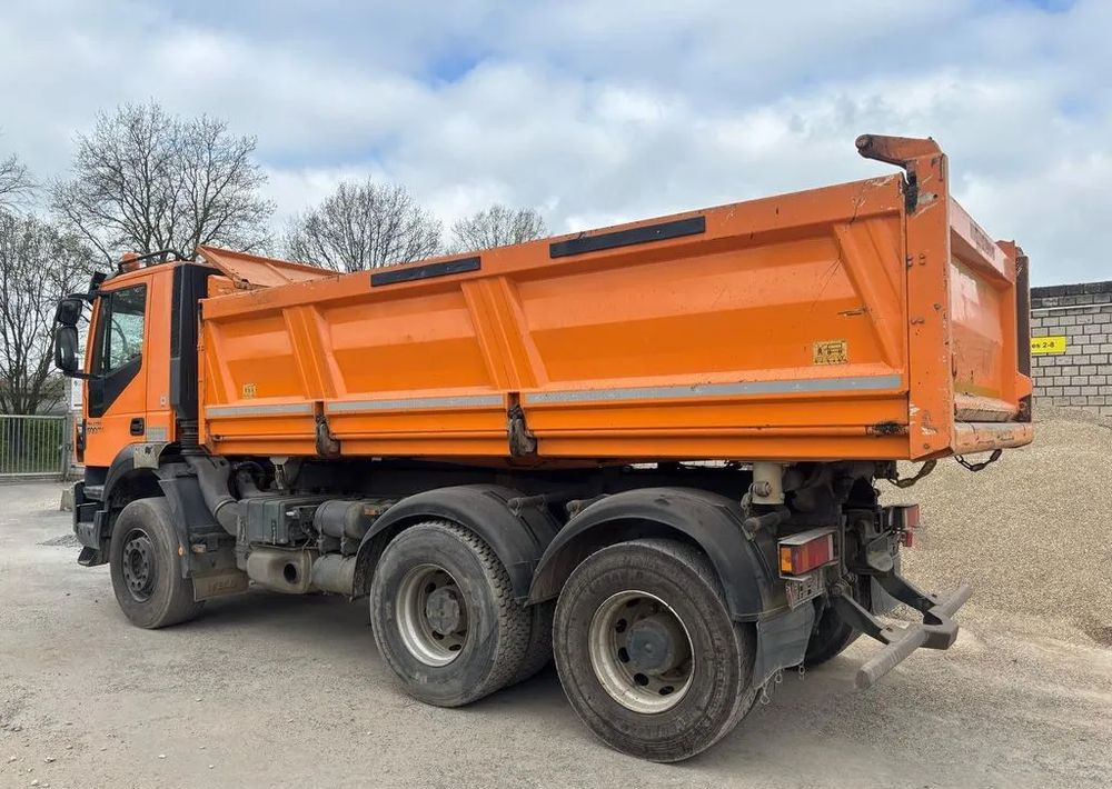 Iveco TRAKKER 500 EEV | Meiller Bordmatik | Wywrotka trójstronna | 6x4 | Euro 5 | Retarder | 500 KM - Tipper: picture 4 Iveco TRAKKER 500 EEV | Meiller Bordmatik | Wywrotka trójstronna | 6x4 | Euro 5 | Retarder | 500 KM - Tipper: picture 4