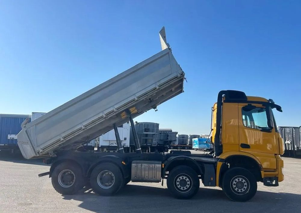 Mercedes-Benz Arocs 4145 8x4 | Meiller Kipper |Wywrotka trójstronna | Bordmatik | 453 KM | Euro 6 | 2018 - Tipper: picture 3 Mercedes-Benz Arocs 4145 8x4 | Meiller Kipper |Wywrotka trójstronna | Bordmatik | 453 KM | Euro 6 | 2018 - Tipper: picture 3