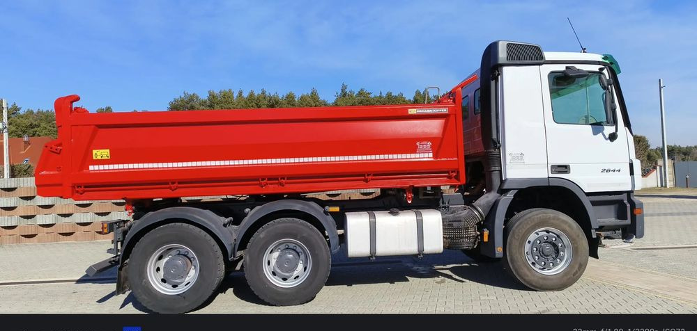 Mercedes-Benz Mercedes-Benz Actros 2644 K/ 6x4 / Meiller Retarder /Wywrotka/Euro 3 - Tipper: picture 3 Mercedes-Benz Mercedes-Benz Actros 2644 K/ 6x4 / Meiller Retarder /Wywrotka/Euro 3 - Tipper: picture 3